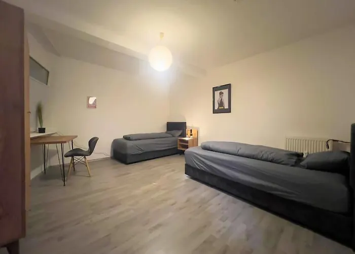 Appartamento Livemore24 - 5 In Wlan - Smart-tv - 24-7 Check-in Und Kueche Duisburgo